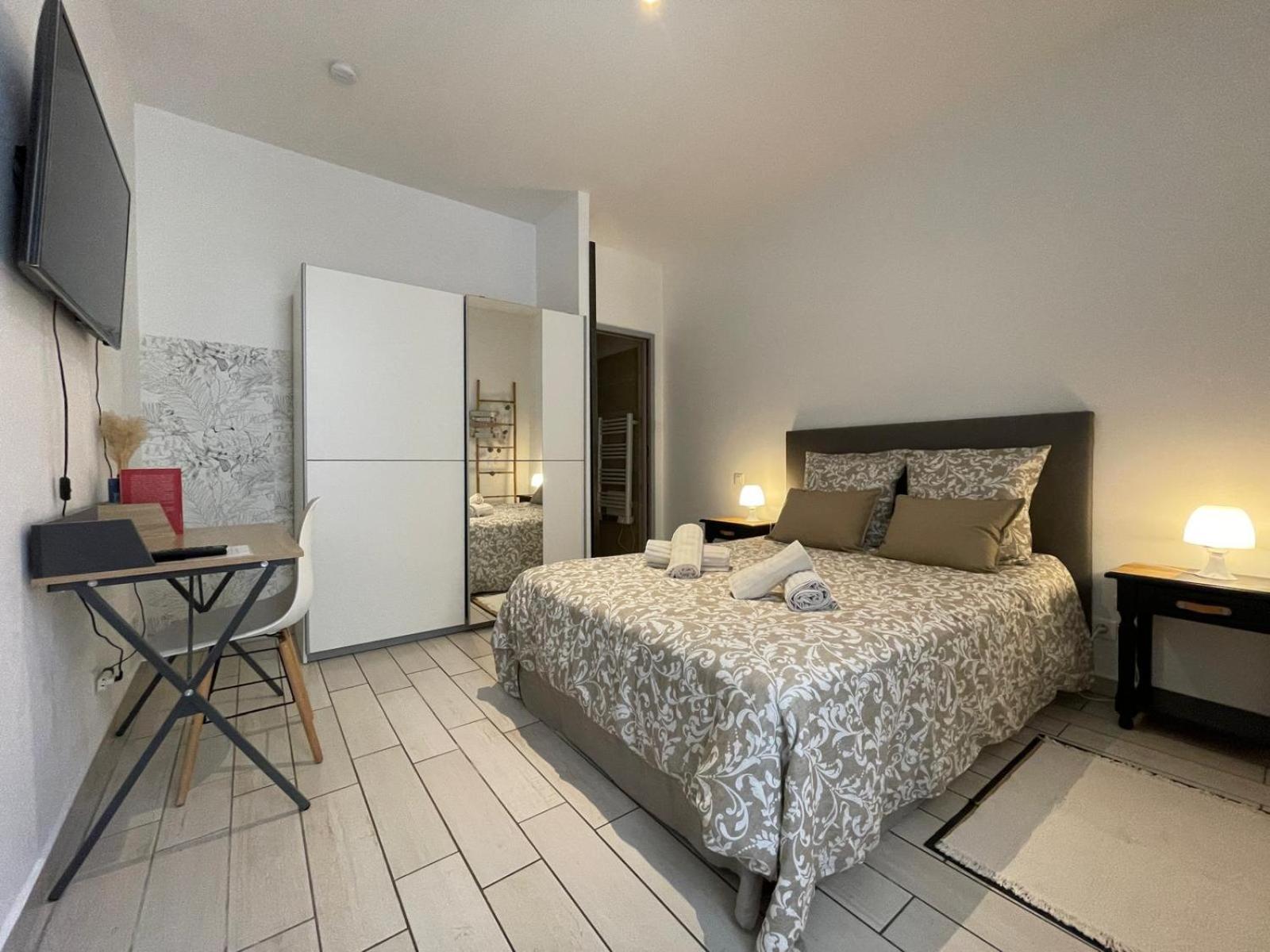 Joli Appartement Hypercentre T2, Classe Meuble De Tourisme 3 Avec Parking Gratuit 贝济耶 外观 照片